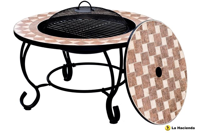 Barbecue con mosaico e copertura con griglia e tavolo Napoli