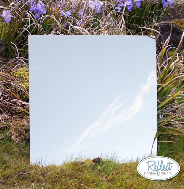 Specchio da giardino acrilico Oro Quadrato Piccolo 60cm x 60cm - della Reflect™