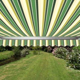 Tenda da sole manuale a cassonetto totale a strisce verdi da 4.5 metri - Acrilico