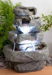Fontana a cascata “Shubunkin” su 4 livelli con  Luci a Led